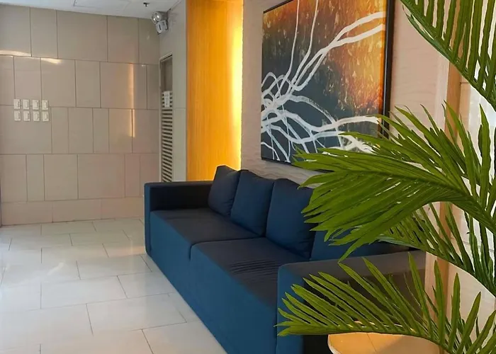 Shell Residences Moa - The Executive 2* Manila