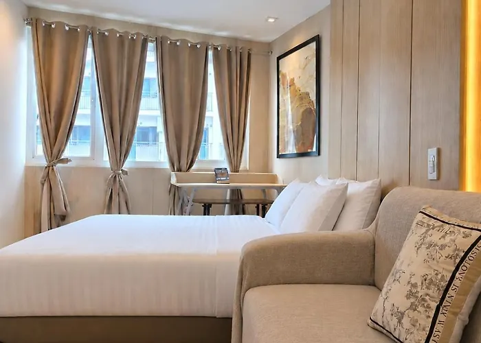 Shell Residences Moa - The Executive 3*